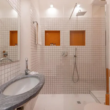 Bnbutler - Visconti Di Modrone - Piccolo Nido In Posizione Centralissima Apartamento *